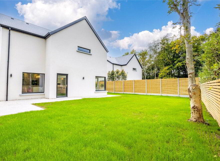 4 Chestnut Grove, Sea Road, Kilcoole