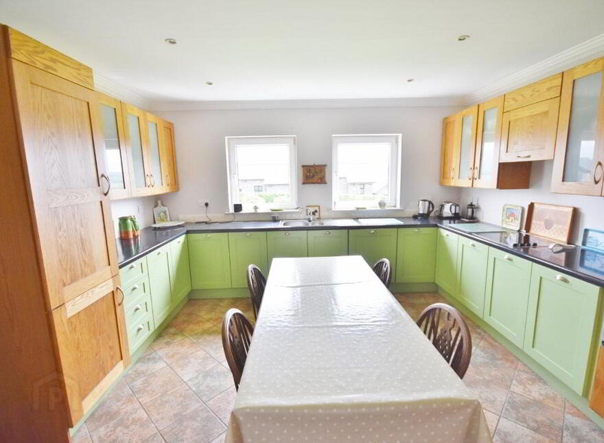 1 Barr Na Coille, Dingle, V92HH98