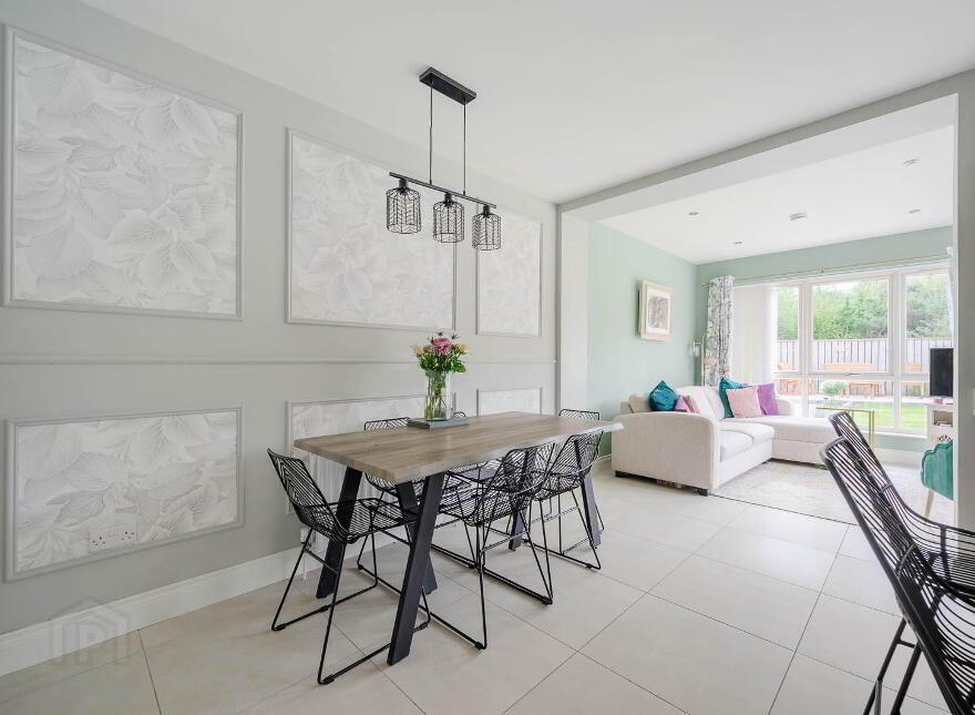 49 Helens Wood Way, Bangor, BT19 1FR