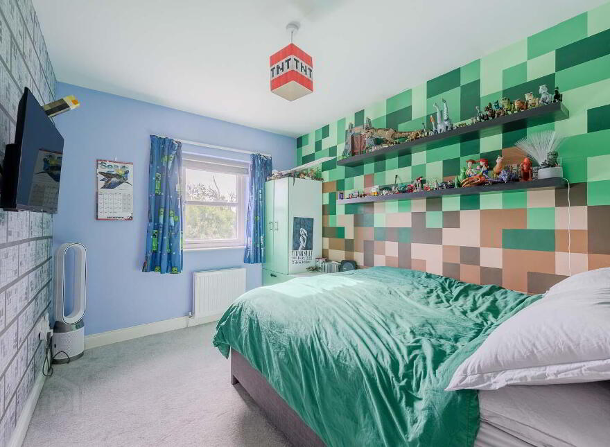 49 Helens Wood Way, Bangor, BT19 1FR
