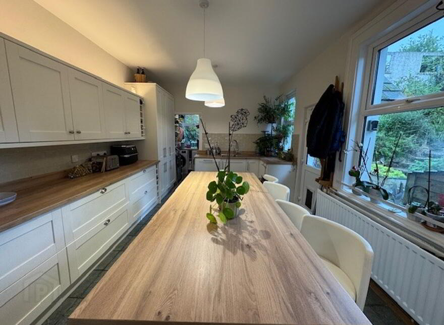 28 Cable Road, Whitehead, BT38 9PX