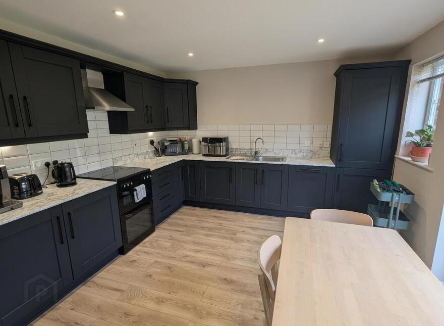 32 Millbank Grove, Ballynahinch, BT24 8WQ