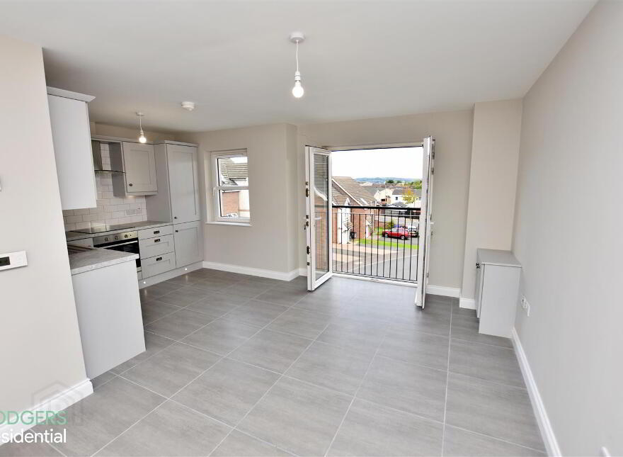 Apt 2, 12B Highgrove Meadows, Belfast, BT13 3FX