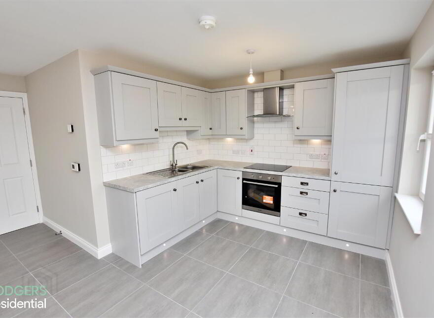Apt 2, 12B Highgrove Meadows, Belfast, BT13 3FX