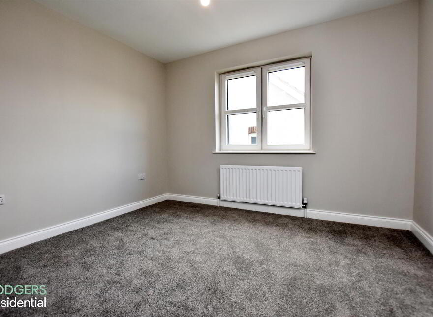 Apt 2, 12B Highgrove Meadows, Belfast, BT13 3FX