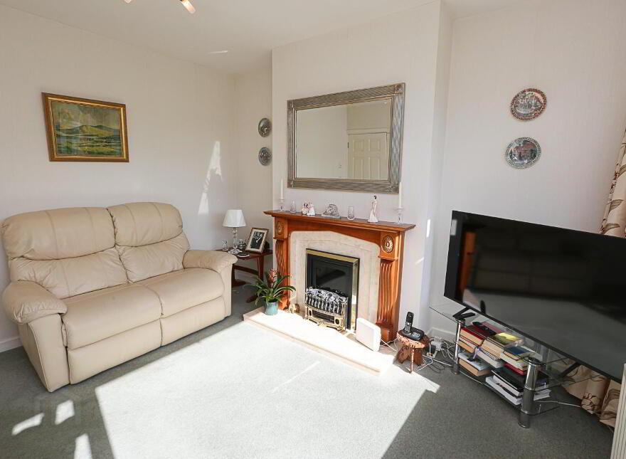 12 Rathmore Crescent, Bangor, BT19 1DG