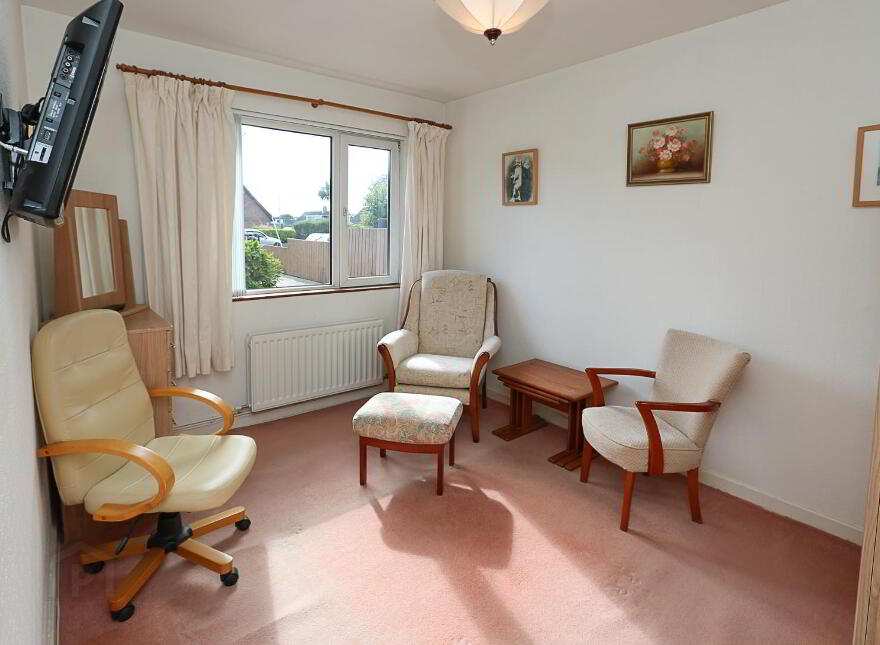 12 Rathmore Crescent, Bangor, BT19 1DG