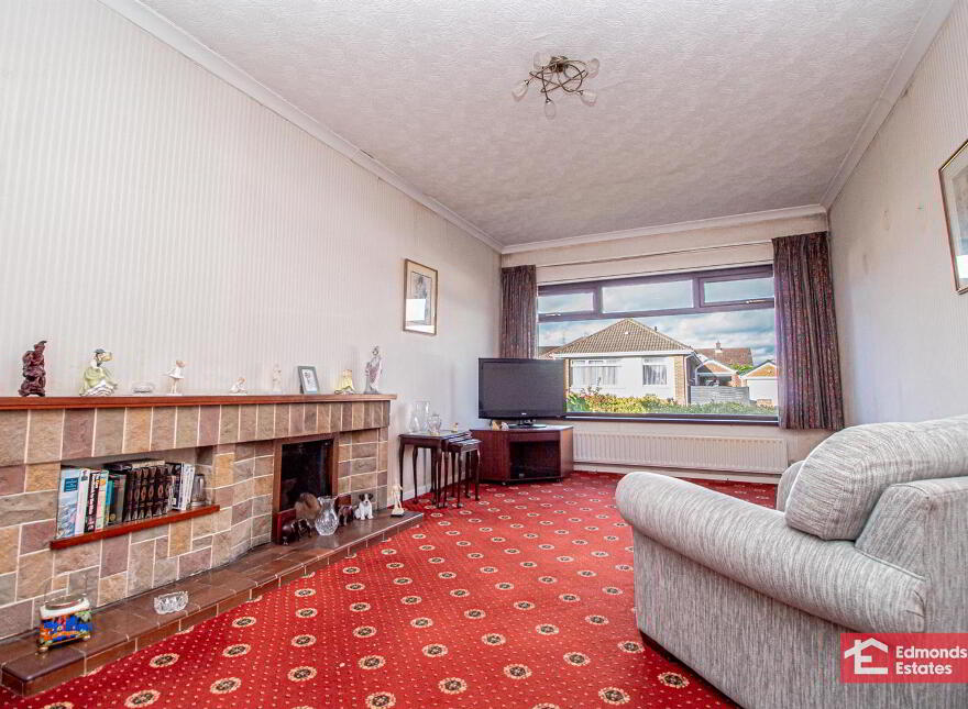 28 Woodford Park, Newtownabbey, BT36 6TJ