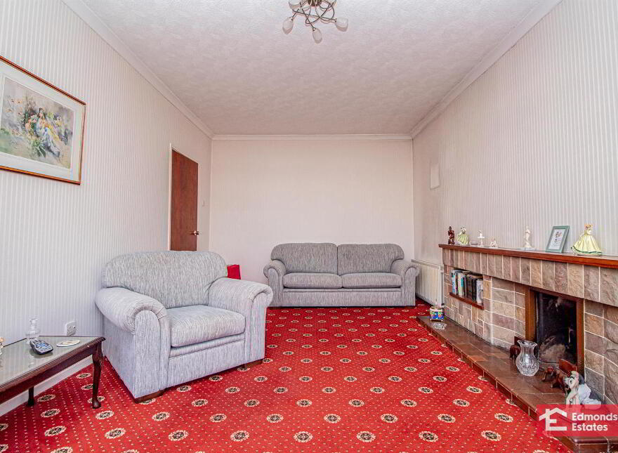 28 Woodford Park, Newtownabbey, BT36 6TJ