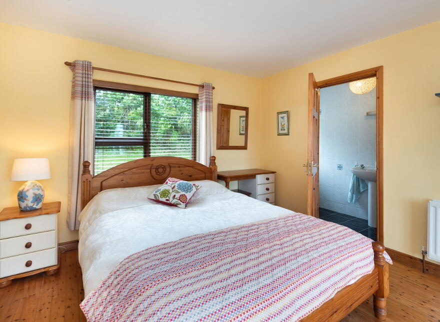 Stunning 3 Bedroom Detached House, Tullybeg, Church Hill, F92FY02