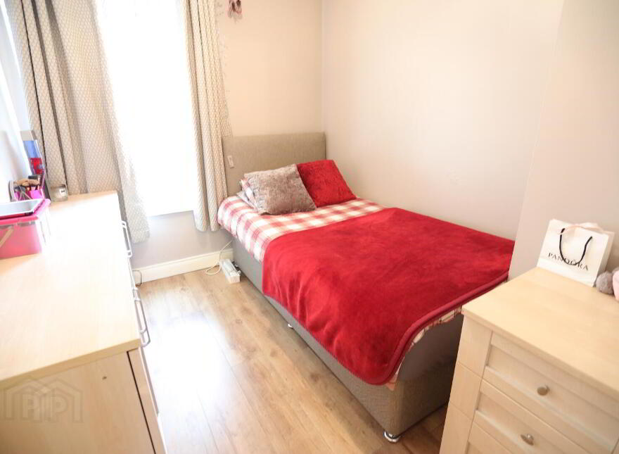 52 Mullacreevie Park, Armagh, BT60 4BA
