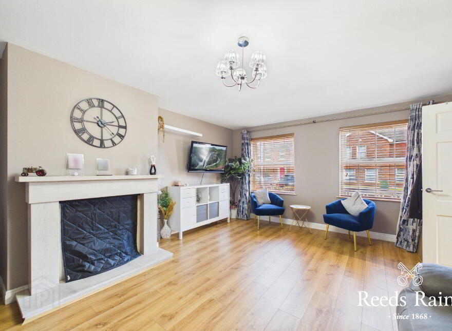 33 Causeway Meadows, Lisburn, BT28 2GD