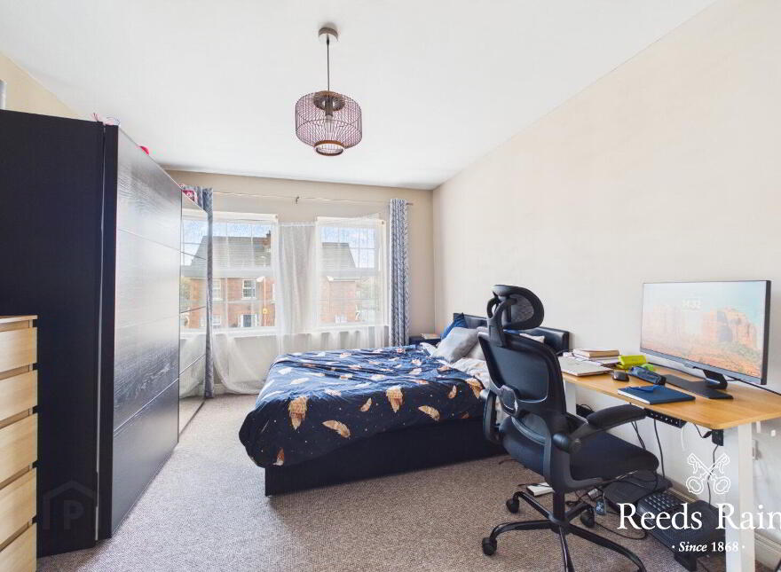33 Causeway Meadows, Lisburn, BT28 2GD