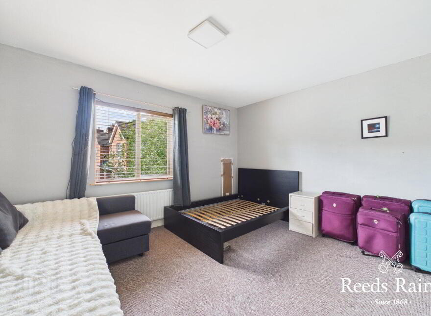 33 Causeway Meadows, Lisburn, BT28 2GD