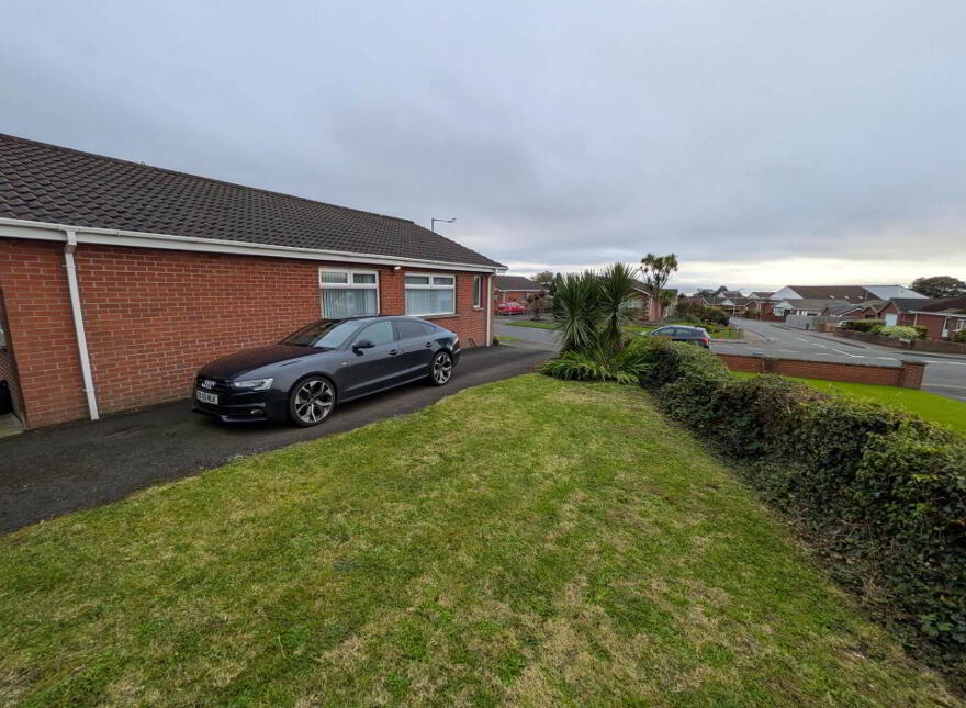 16 Prospect Heights, Carrickfergus, BT38 8QY