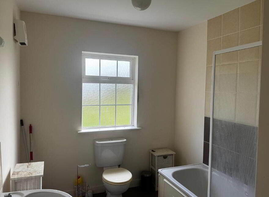 15 Knockthomas Drive, Castlebar, F23WY06