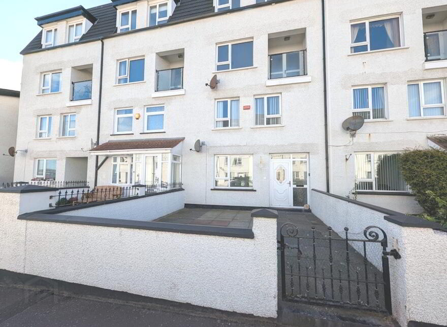 7 Ramore Street, Porrtrush, BT56 8BD