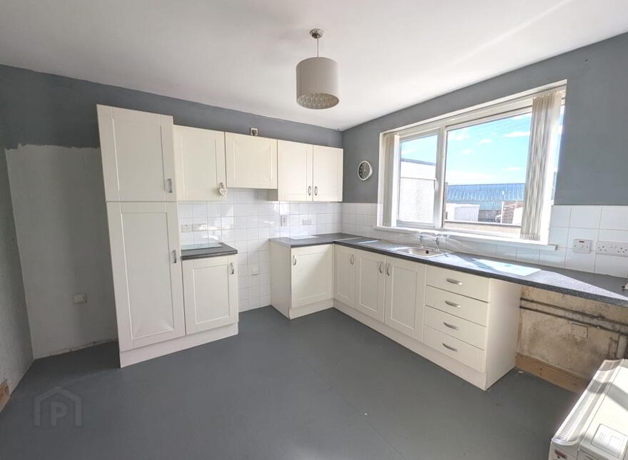 7 Ramore Street, Porrtrush, BT56 8BD