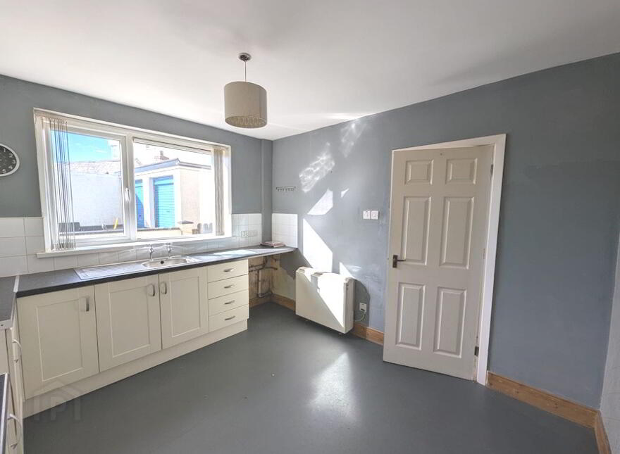 7 Ramore Street, Porrtrush, BT56 8BD