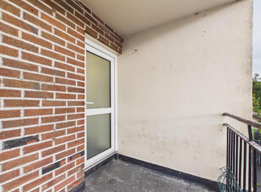 Flat D, 3 Laurel Way, Dunmurry, Belfast, BT17 9PR