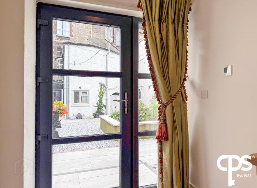 11a Beresford Row, Armagh, BT61 9AU