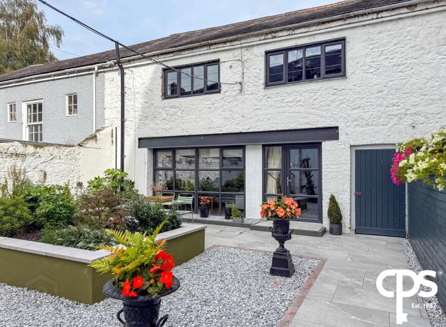 11a Beresford Row, Armagh, BT61 9AU
