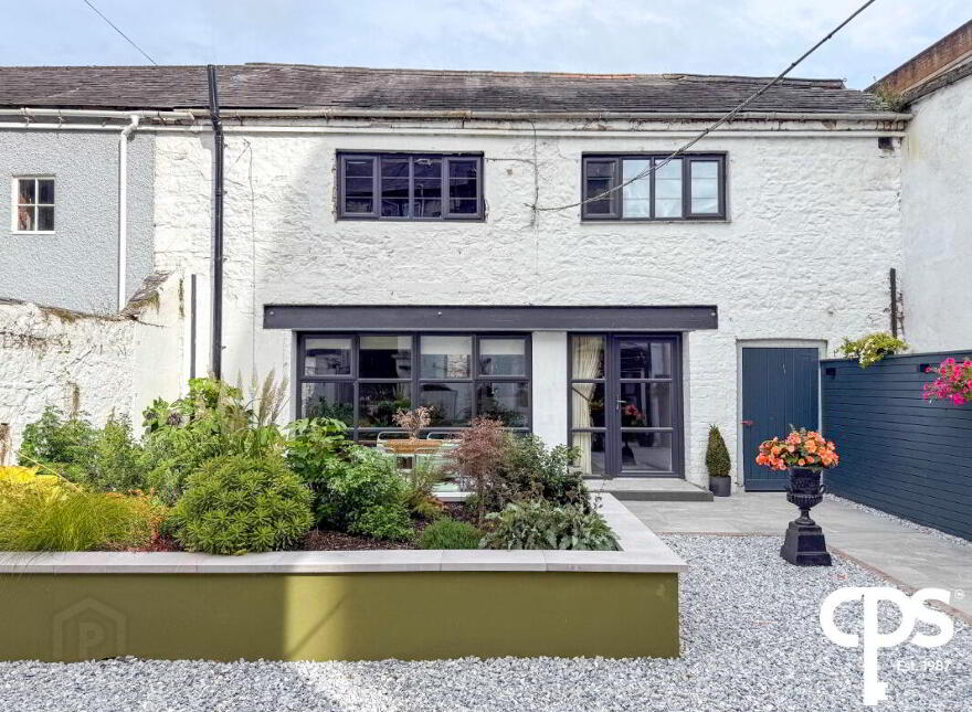 11a Beresford Row, Armagh, BT61 9AU
