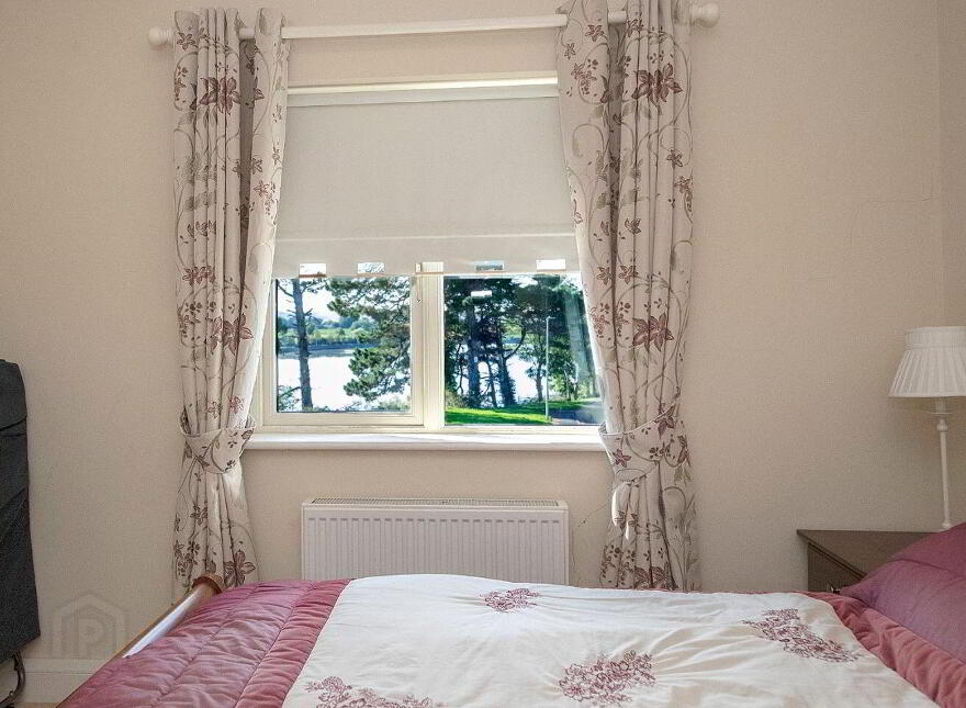 31 Waters Edge, Knockateemore, Dungarvan, X35RF34