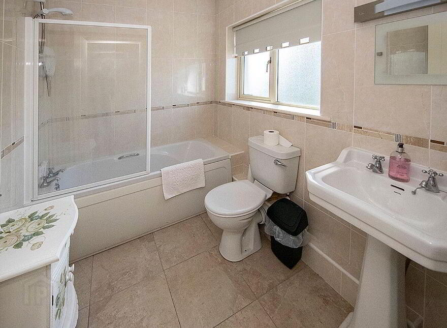 31 Waters Edge, Knockateemore, Dungarvan, X35RF34