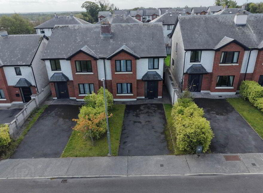 29 Beechlawn Heights, Ballinasloe, H53PY57