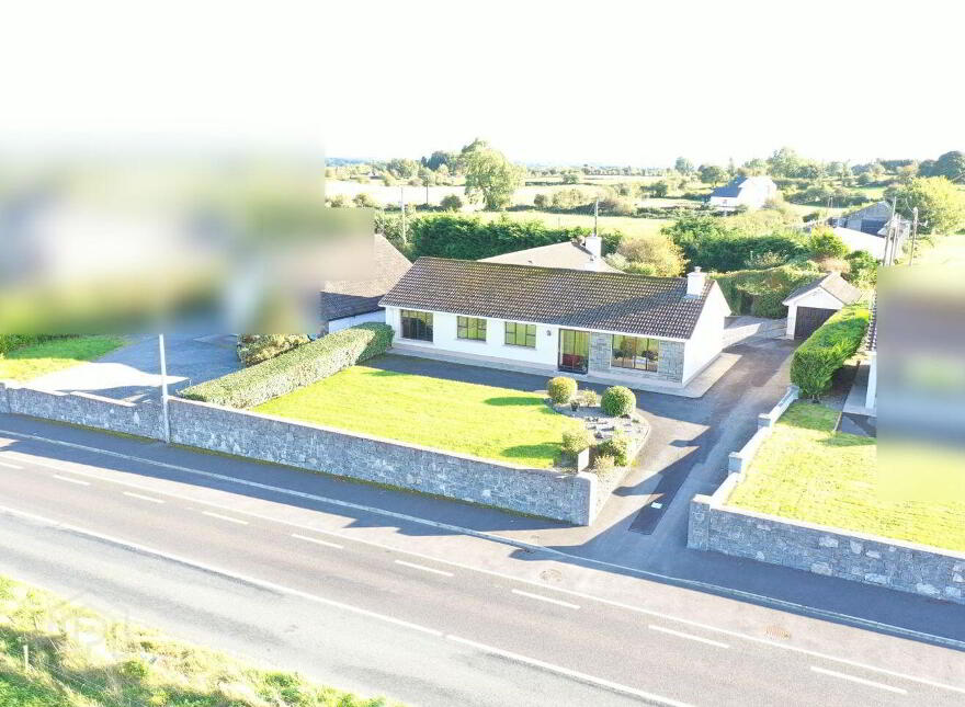 Knock Road, Ballyhaunis, F35TW83 photo
