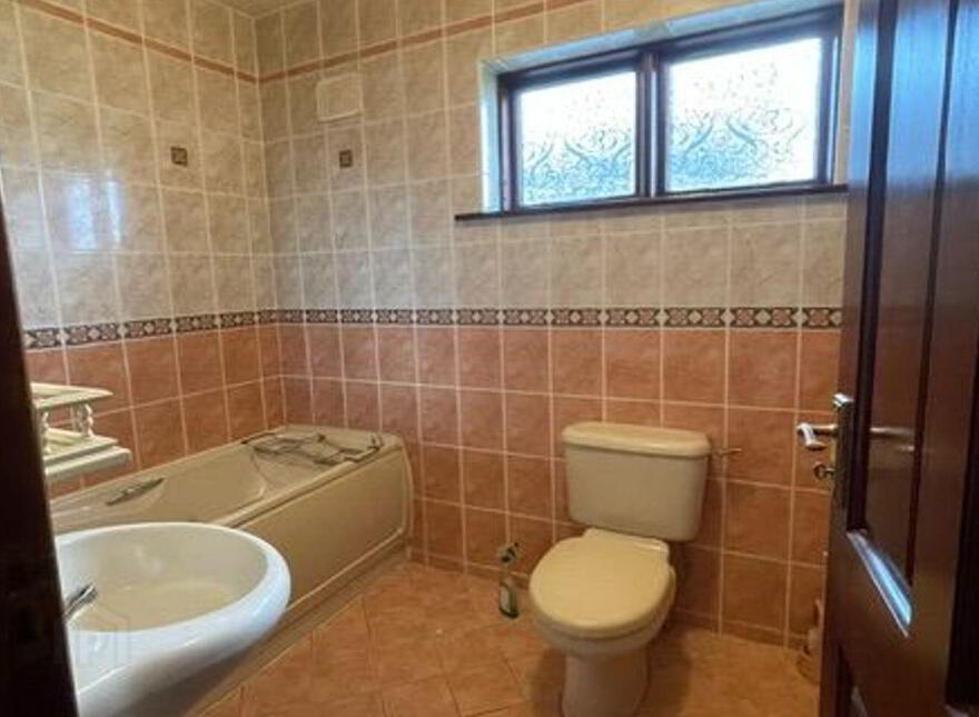 Knock Road, Ballyhaunis, F35TW83