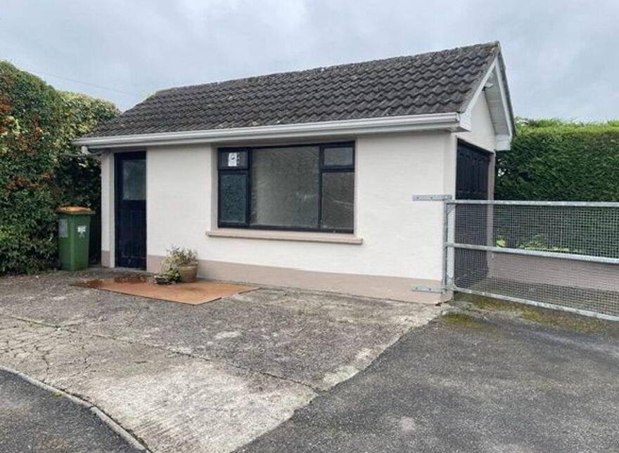 Knock Road, Ballyhaunis, F35TW83