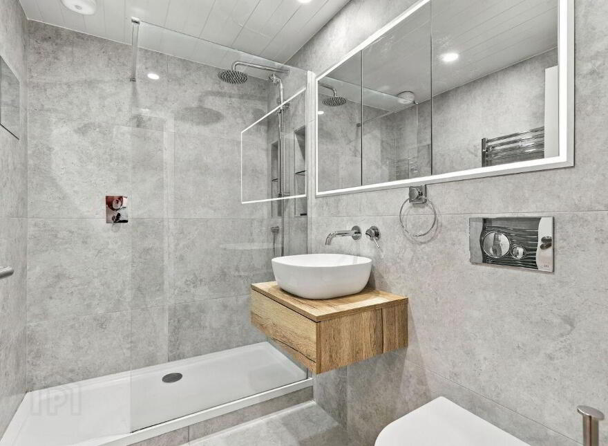 Apartment 45 Fitzwilliam Point, Ringsend, Ringsend, D04C897