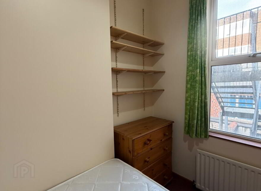 2, 35 Wellesley Avenue, Belfast, BT9 6DG