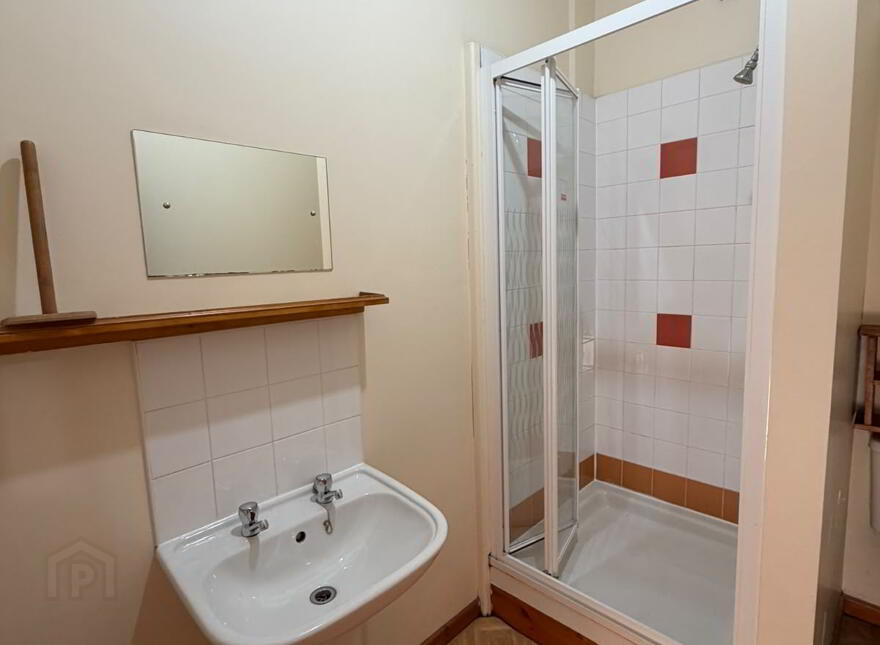 2, 35 Wellesley Avenue, Belfast, BT9 6DG