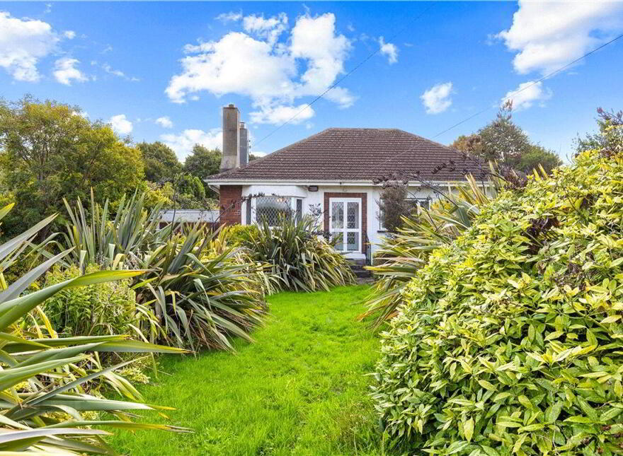 19 Seafield Crescent, Blackrock, Blackrock, A94D660