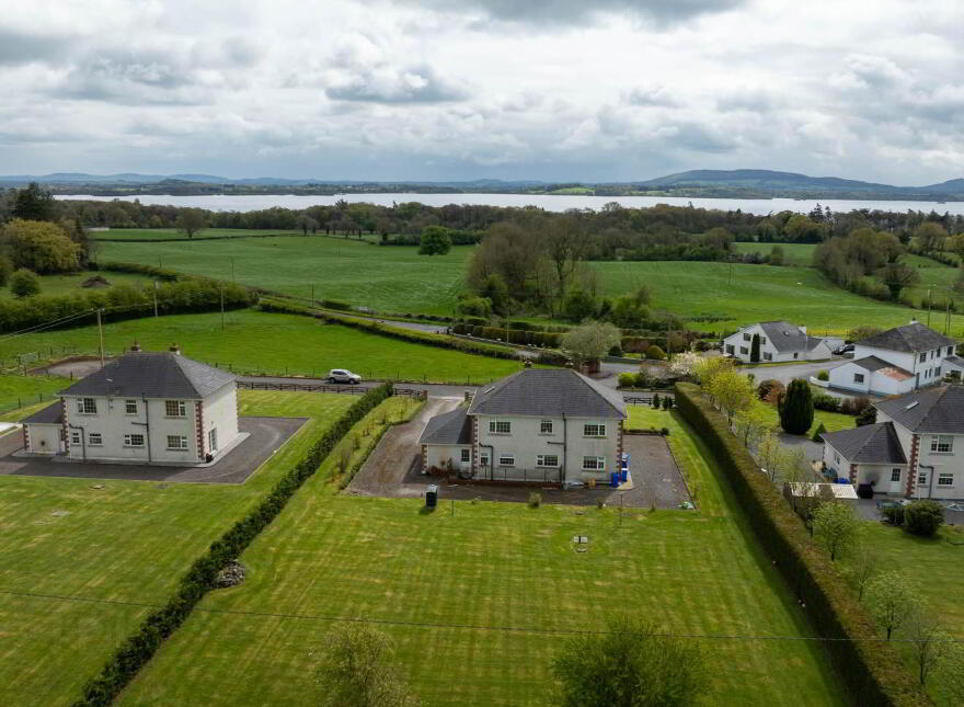 2 Lakewood, Lavagh, Kilnaleck, A82PC93