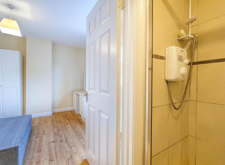 1 Legion Terrace, Park Road, N39A0H9