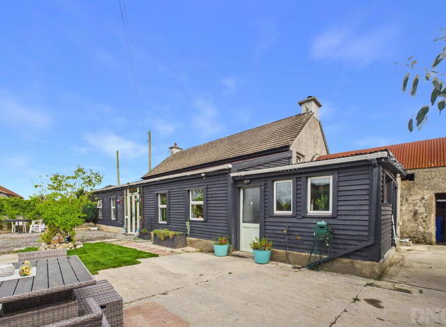 The Old Farmhouse, Annagharvey, Ballinagar, R35EA00 photo