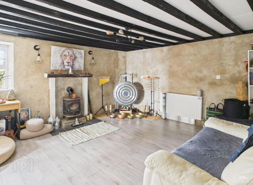 The Old Farmhouse, Annagharvey, Ballinagar, R35EA00