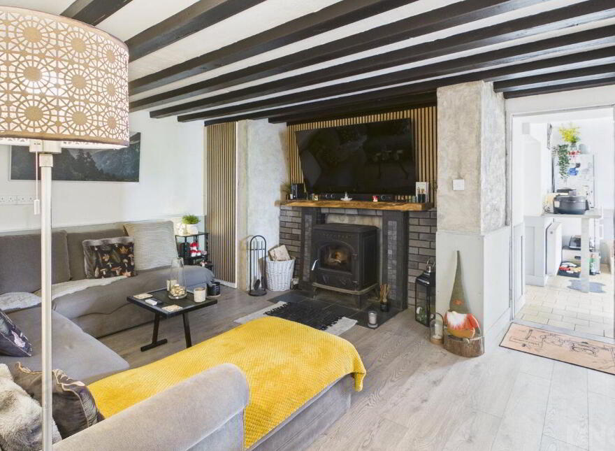 The Old Farmhouse, Annagharvey, Ballinagar, R35EA00