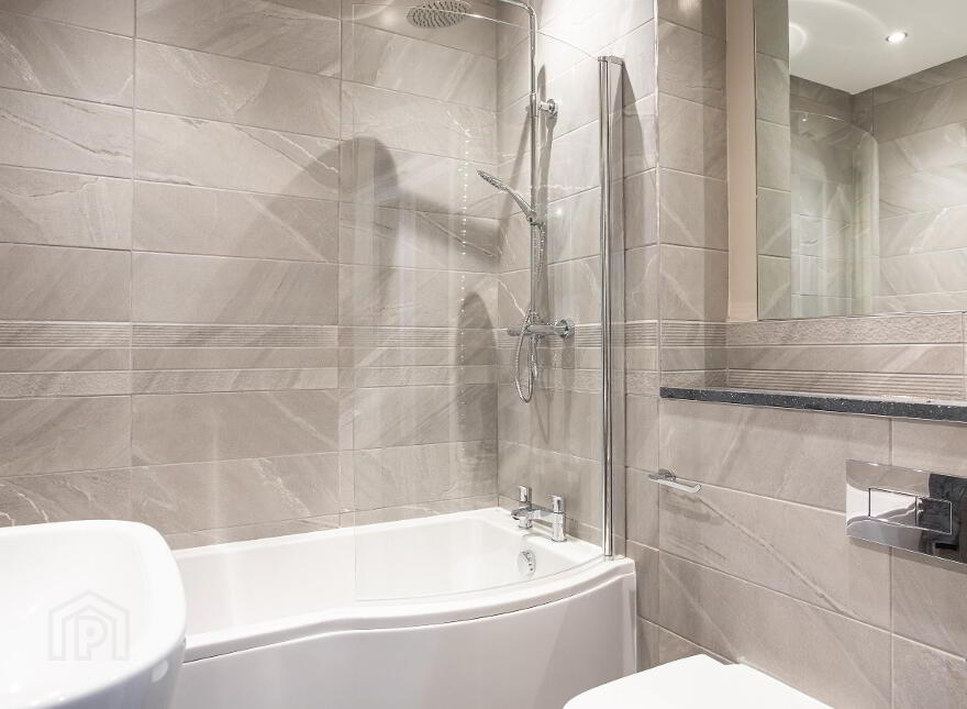Lesley Park Royal, 1 Rosepark Gardens, Belfast, BT5 7LW