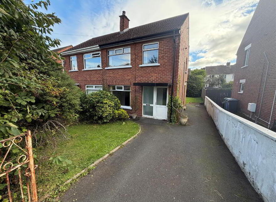 13 Abbey Drive, Bangor, BT20 4DA