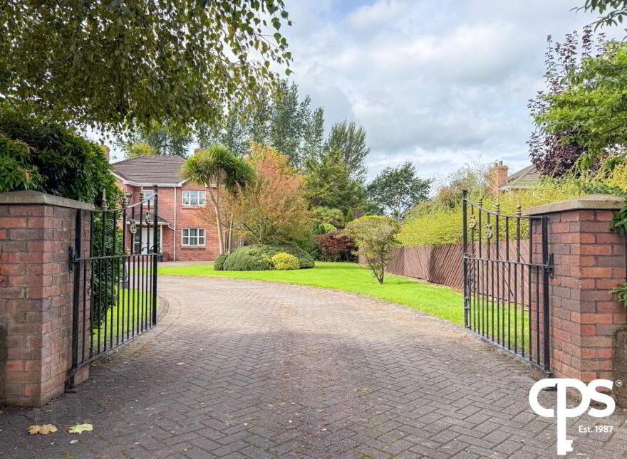 Laragh Lodge, 76 Maydown Road, Armagh, Dungannon, BT71 7LN