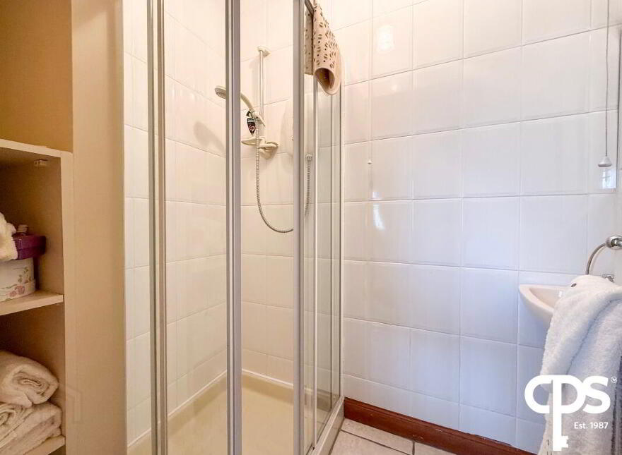Laragh Lodge, 76 Maydown Road, Armagh, Dungannon, BT71 7LN