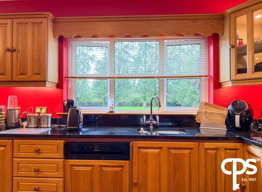 Laragh Lodge, 76 Maydown Road, Armagh, Dungannon, BT71 7LN