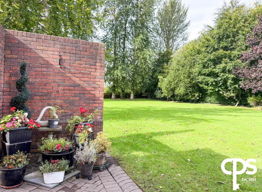 Laragh Lodge, 76 Maydown Road, Armagh, Dungannon, BT71 7LN