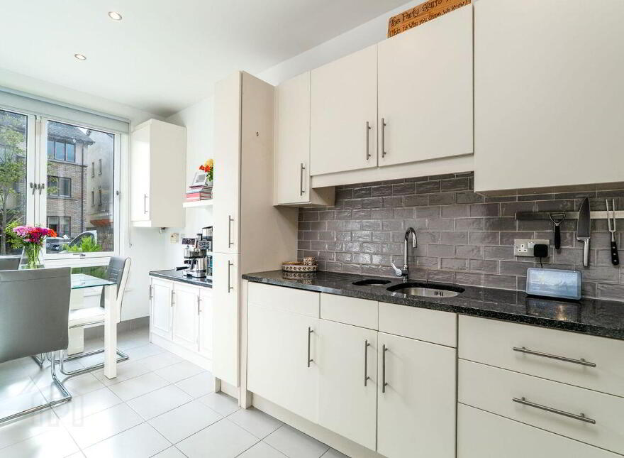 25 Belarmine Place, Stepaside, D18HX21