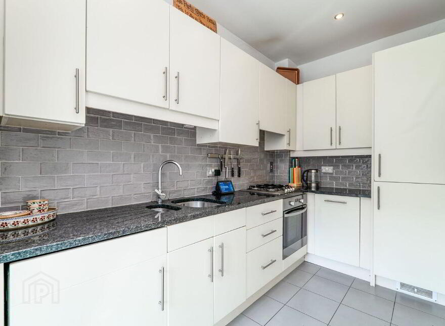 25 Belarmine Place, Stepaside, D18HX21